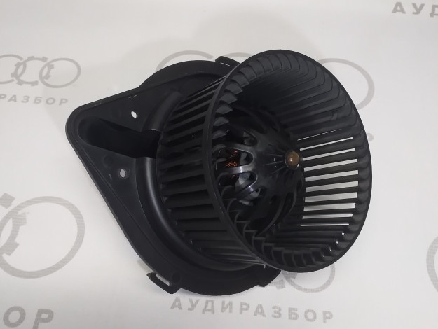 Вентилятор VIKA 8A1820021 88201769701 на Ауди 80 B4 купить с разборки в Самаре по цене 2 500 ₽