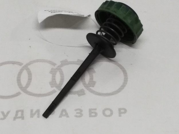 Крышка бачка гидроусилителя VAG 8A0422377 на Ауди 80 B4 купить с разборки в Самаре по цене 500 ₽