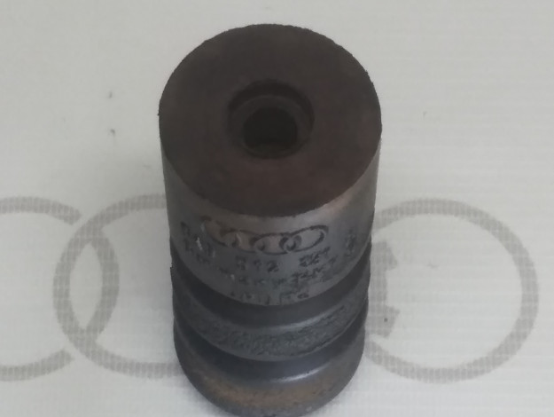 Упор 100MM AVANT VAG 8A9512131A на Ауди 80 B4 купить с разборки в Самаре по цене 350 ₽