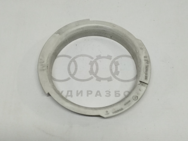 Кольцо съемное VAG 191820048 на Ауди A4 B5 купить с разборки в Самаре по цене 800 ₽