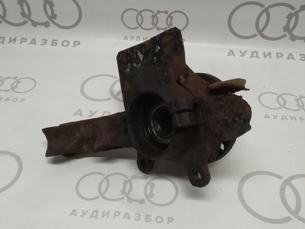 Поворотный кулак передний левый VAG 8A0407257A на Ауди 80 B4 купить с разборки в Самаре по цене 8 000 ₽