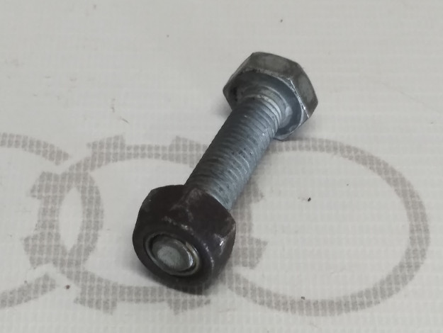 Болт с шестигранной головкой M10X50 VAG N0402404 на Ауди 100 C4 купить с разборки в Самаре по цене 300 ₽