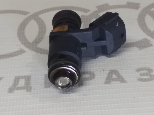 Форсунка BTS VAG 03C906031 на Volkswagen Polo IV купить с разборки в Самаре по цене 800 ₽