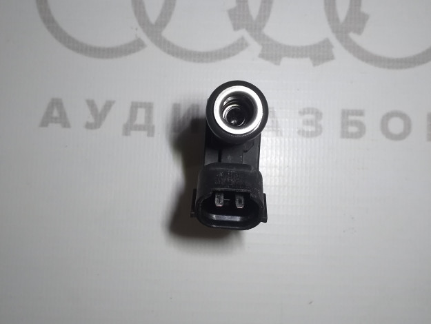 Форсунка BTS VAG 03C906031 на Volkswagen Polo IV купить с разборки в Самаре по цене 800 ₽