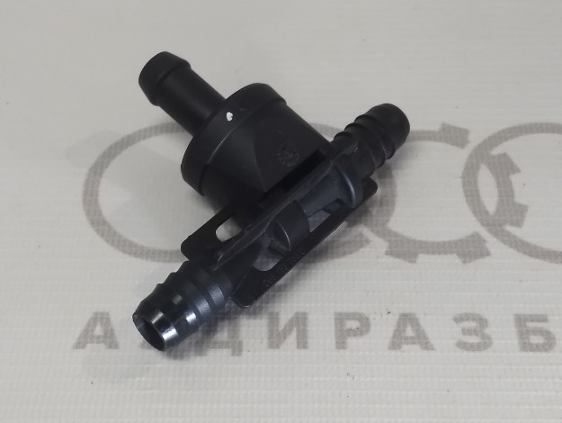 Клапан вентиляции картера VAG 06B133753D на Volkswagen Golf Plus V купить с разборки в Самаре по цене 800 ₽