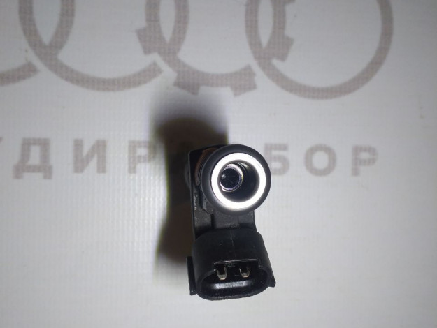 Форсунка BTS VAG 03C906031 на Volkswagen Polo IV купить с разборки в Самаре по цене 800 ₽