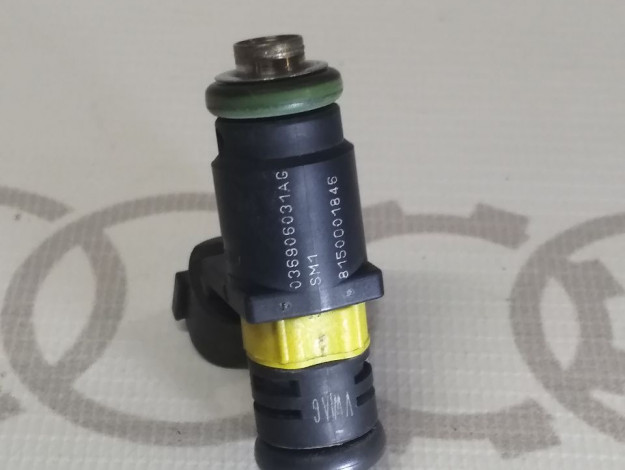 Форсунка CGGB BUD VAG 036906031AG на Volkswagen Polo V купить с разборки в Самаре по цене 800 ₽