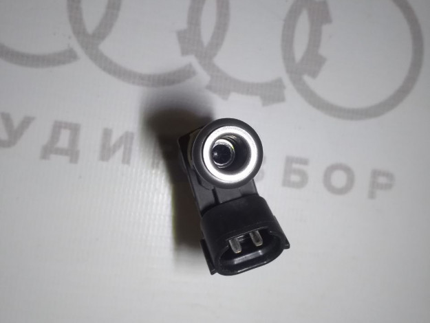 Форсунка CGGB BUD VAG 036906031AG на Volkswagen Polo IV купить с разборки в Самаре по цене 800 ₽