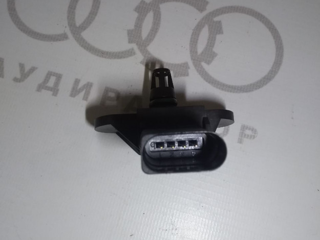 Датчик давления BOSCH 03C906051 0261230095 на Ауди A8 D4 купить с разборки в Самаре по цене 1 200 ₽