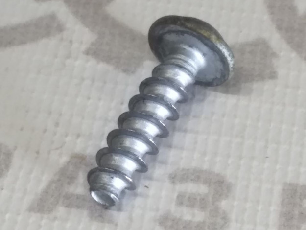 Винт с внутренним TORX 6X20 VAG N10473401 на Ауди Q7 4LB купить с разборки в Самаре по цене 150 ₽