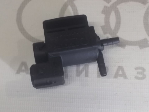 Электромагнитный клапан AEH AKL APF VAG 037906283A на Ауди A3 8L купить с разборки в Самаре по цене 800 ₽