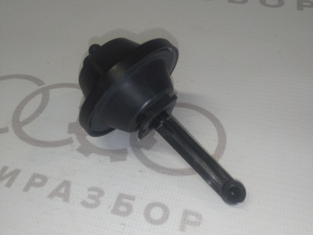 Вакуумный привод AEH AKL APF VAG 06A129061 на Ауди A3 8L купить с разборки в Самаре по цене 600 ₽