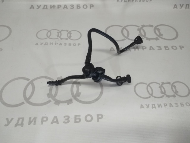 Комплект шлангов Клапан обратный черный VAG 06F133781G 06F133529C на Ауди A6 C6 купить с разборки в Самаре по цене 1 800 ₽