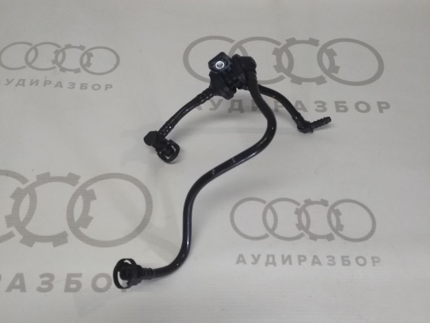 Комплект шлангов Клапан обратный черный VAG 06F133781G 06F133529C на Ауди A6 C6 купить с разборки в Самаре по цене 1 800 ₽
