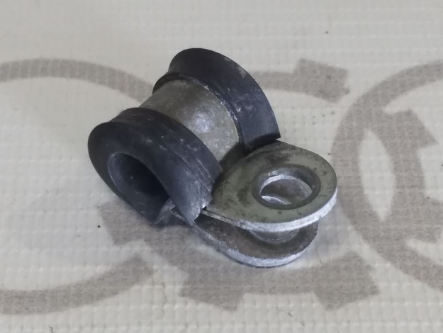 Хомут 10X15 VAG N0206515 на Volkswagen Touareg I купить с разборки в Самаре по цене 150 ₽
