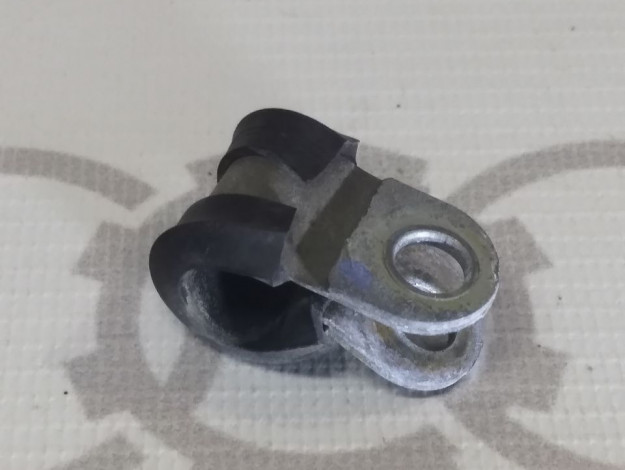 Хомут 10X15 VAG N0206515 на Volkswagen Touareg I купить с разборки в Самаре по цене 150 ₽