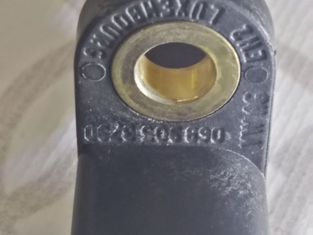 Датчик температуры VAG 06B905379D на Ауди A3 8P купить с разборки в Самаре по цене 500 ₽