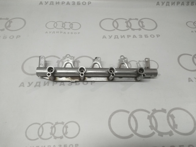 Pаспределитель топлива VAG 06F133317L на Ауди A6 C6 купить с разборки в Самаре по цене 800 ₽