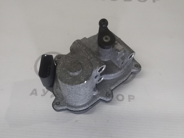 Pегулятор VAG 06F133482 06F133482D на Ауди A6 C6 купить с разборки в Самаре по цене 1 300 ₽