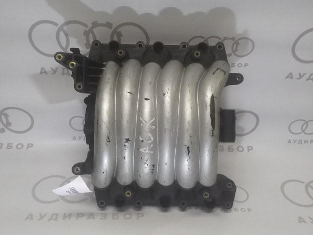 Впускной коллектор VAG 078133223S 078133201BA на Ауди A4 B5 купить с разборки в Самаре по цене 1 300 ₽