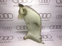 Бачок стеклоомывателя 8A0955453C на Ауди 80/90 B3, B4