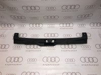 Накладка для кронштейна замка 8A5863485A на Ауди 80 B4