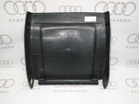 Накладка спинки пассажирского сидения 445881972 на Ауди 100 C3