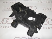 Дефлектор пространства для ног 893819151G на Ауди 80/90 B3, B4