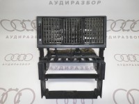 Рамка для дефлекторов VAG 8A1857007A на Ауди 80/90 B3, B4