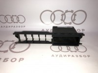 Вещевой отсек верхний 4A0941561 на Ауди 100/A6 C4