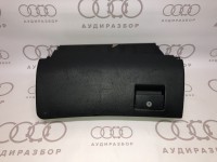 Вещевой ящик 4A1857035  на Ауди 100/A6 C4