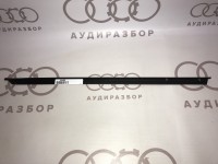 Декоративная накладка слева сзади VAG 893853709A на Ауди 80/90 B3, B4