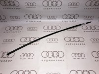 Декоративная накладка слева спереди VAG 893853709 на Ауди 80/90 B3, B4