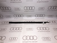 Уплотнитель двери правой передней снаружи VAG 8A0837478 893837478F на Ауди 80/90 B3, B4