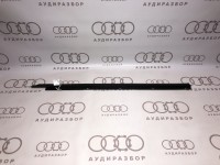 Уплотнитель двери левой передней снаружи VAG 8A0837477 893837477F на Ауди 80/90 B3, B4