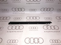 Уплотнитель двери слева сзади снаружи VAG 893839477D на Ауди 80/90 B3, B4