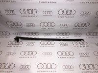 Уплотнитель двери справа снаружи 8L3837478 на Ауди A3 8L