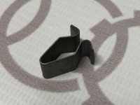 Зажим для панелей и стоек VAG 4A0867276A на Ауди 80/100/A3/A4/A6 B4, C4, 8L, B5, C5