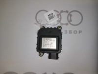 Электрический мотор заслонки терморегулятора сторона пассажира  4B1820511A на Ауди A6 C5