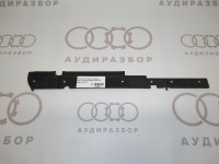 Направляющий профиль люка слева  4A0877425 на Ауди 100 C4