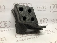 Упругая амортизационная подушка слева  8L3868301 на Ауди A3 8L