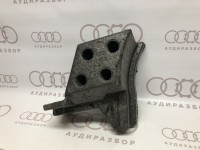 Упругая амортизационная подушка справа 8L3868302 на Ауди A3 8L