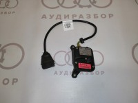 Электрический мотор заслонки циркуляции воздуха V71 4A0820511A на Ауди 100/A6 C4