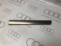 Накладка Обивка  двери спереди справа 4B0867410 на Ауди A6 C5