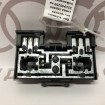 Опора лампы внутренняя слева справа  321945259 на Volkswagen Passat B3