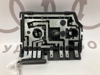 Опора лампы заднего фонаря справа снаружи черный HELLA 893945222 на Ауди 80/90/100/A6 B3, B4, C4