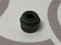 Маслосъёмный колпачок 6мм  ELRING 036109675A 797.560 на Ауди 80/A3/A4/A6 B4, 8L, B5, C4, C5