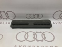 Дефлектор пространства для ног справа сзади 4A0819624C на Ауди 100/A6 C4