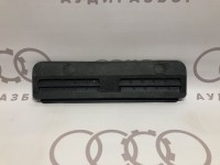 Дефлектор пространства для ног справа сзади 4A0819624C на Ауди 100/A6 C4