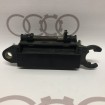 Pучка двери снаружи спереди слева VAG 893837205A на Ауди 80/90/100/A4/A6 B3, B4, C4, B5